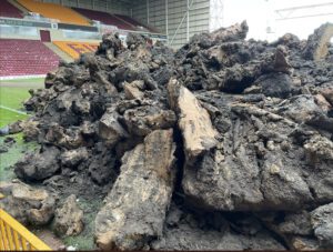 14,000 tonnes of earth and clay removed